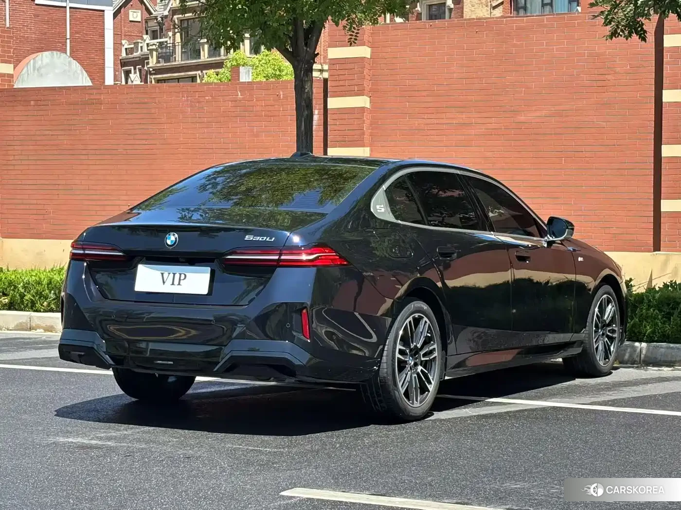 BMW 5 series 2025 Черный из Китая