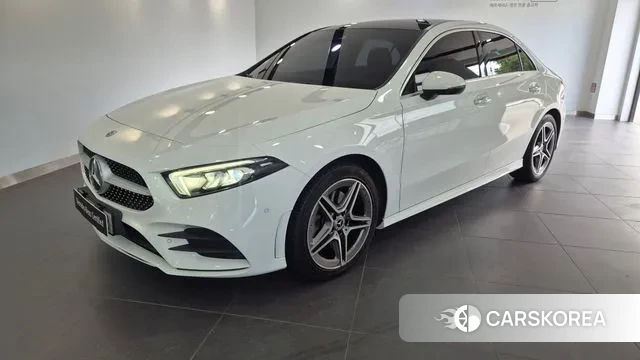 Mercedes-Benz A-Class W177 2022 Белый из Кореи