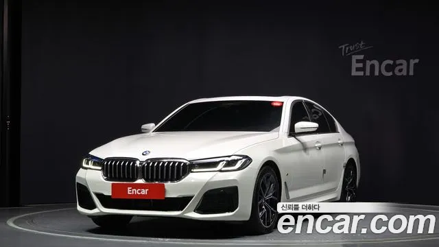 BMW 5 Series (G30) 2023 Белый из Кореи