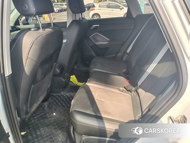 Audi Q3 2023 Белый из Китая