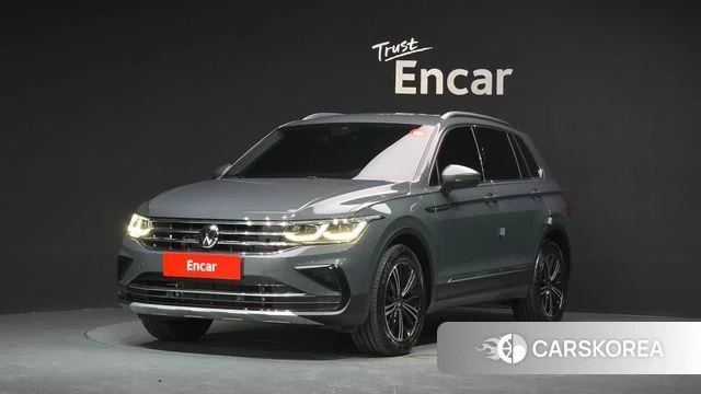 Volkswagen Tiguan second Generation 2023 Серый из Кореи