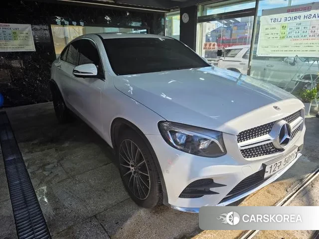 Mercedes-Benz GLC-Class X253 2019 Белый из Кореи
