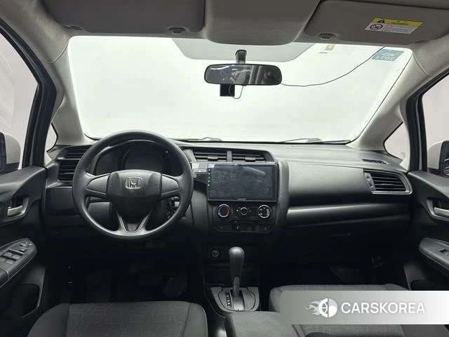 Honda Fit 2018 Белый из Китая