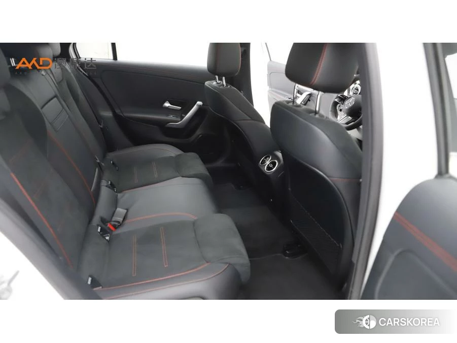 Mercedes-Benz Class A 2023 Белый из Китая