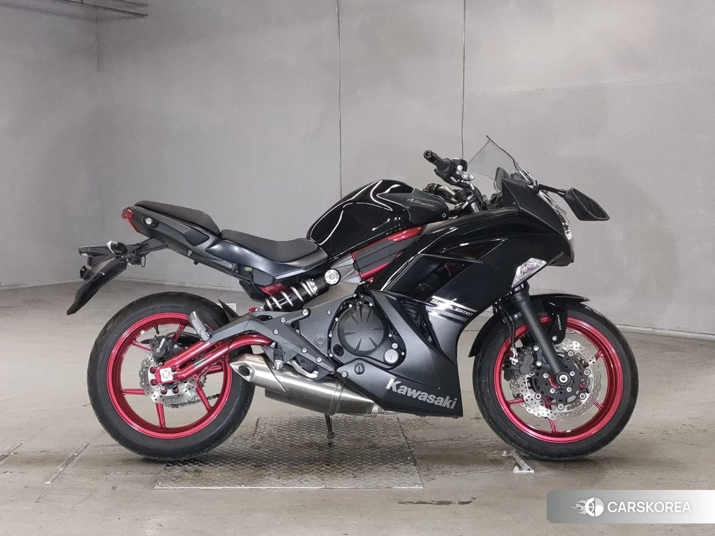 Проданный Kawasaki NINJA 400 2014 из Японии