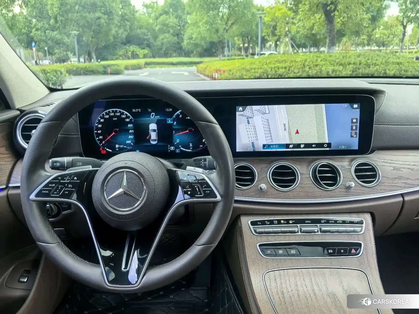 Mercedes-Benz E-Class 2022 Черный из Китая