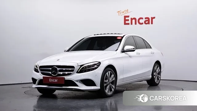 Mercedes-Benz C-Class W205 2020 Белый из Кореи