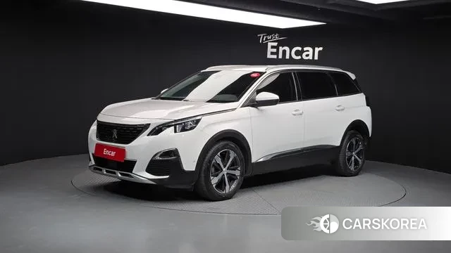 Peugeot 5008 second generation 2018 Белый из Кореи