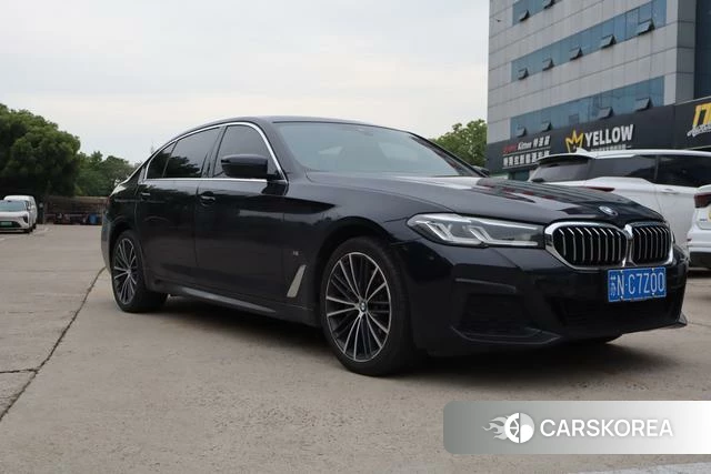 BMW 5 series 2022 Черный из Китая