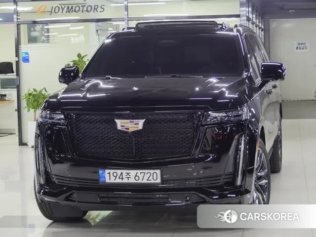 Cadillac Escalade 5th Generation 2022 Черный из Кореи