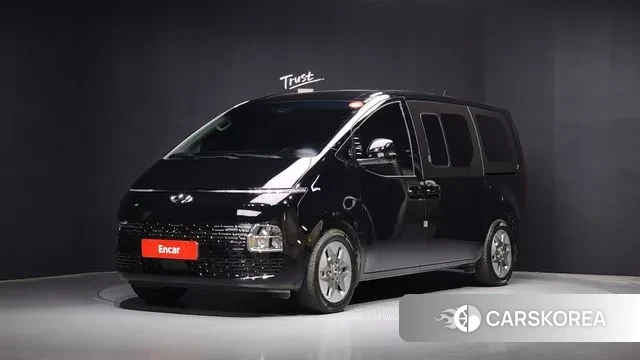 Hyundai Staria 2023 Черный из Кореи