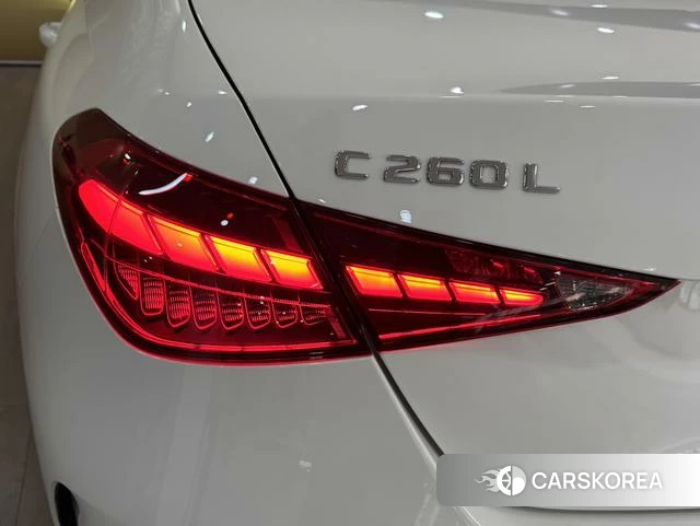 Mercedes-Benz Class C 2023 Белый из Китая