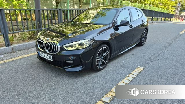 BMW 1 Series (F40) 2024 Черный из Кореи