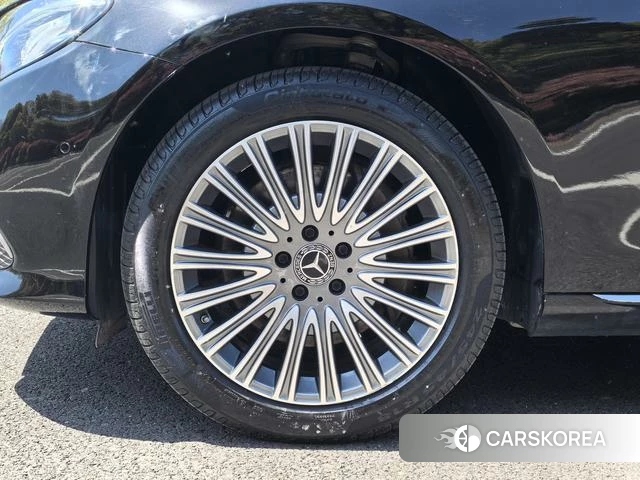 Mercedes-Benz E-class id 4221748 из Китая