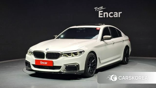 BMW 5 Series (G30) 2018 Белый из Кореи
