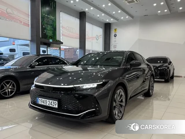 Toyota Crown Crossover 2024 Серый из Кореи