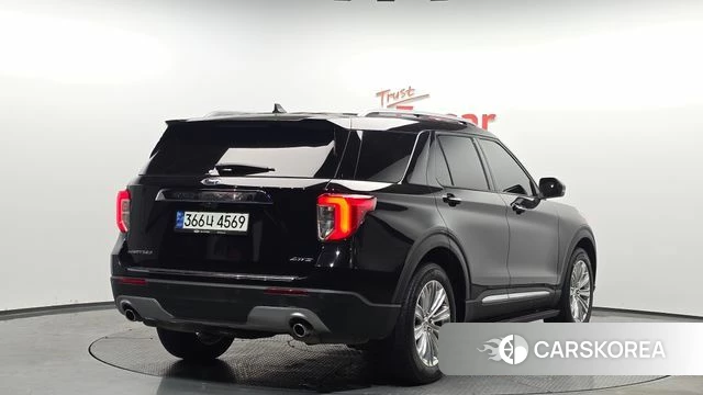 Ford Explorer 6th Generation 2021 Черный из Кореи