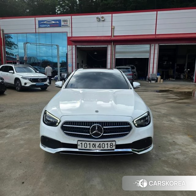 Mercedes-Benz E-Class W213 2020 Белый из Кореи