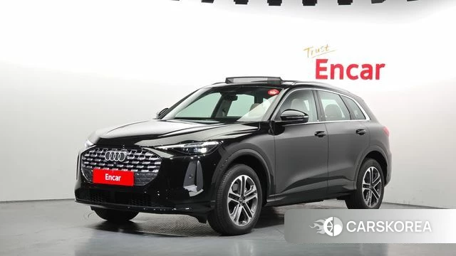Audi Q5 (80A) 2025 Черный из Кореи