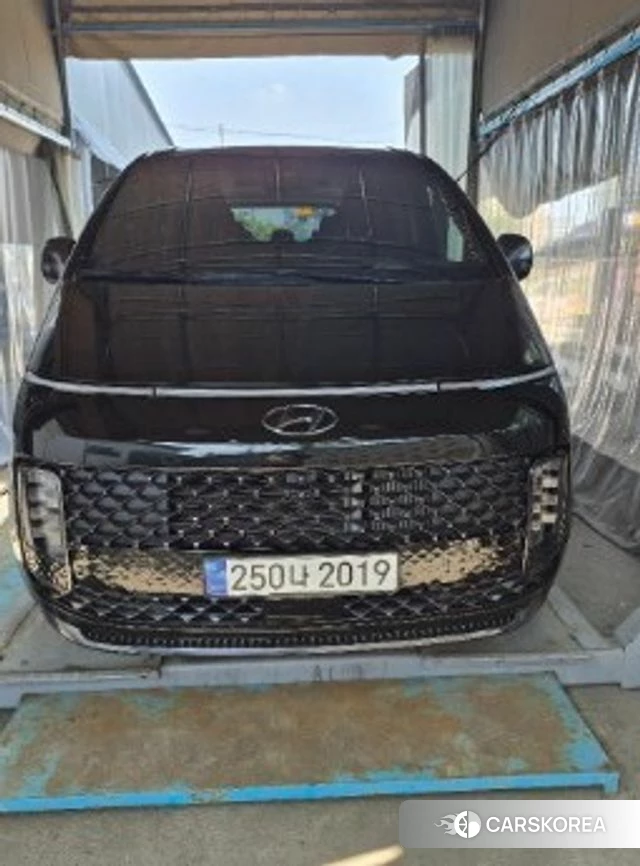 Hyundai Staria 2023 Черный из Кореи