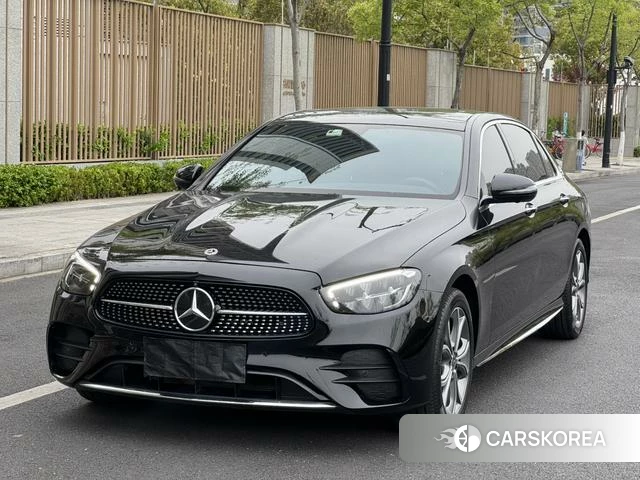 Mercedes-Benz E-class 2022 Черный из Китая
