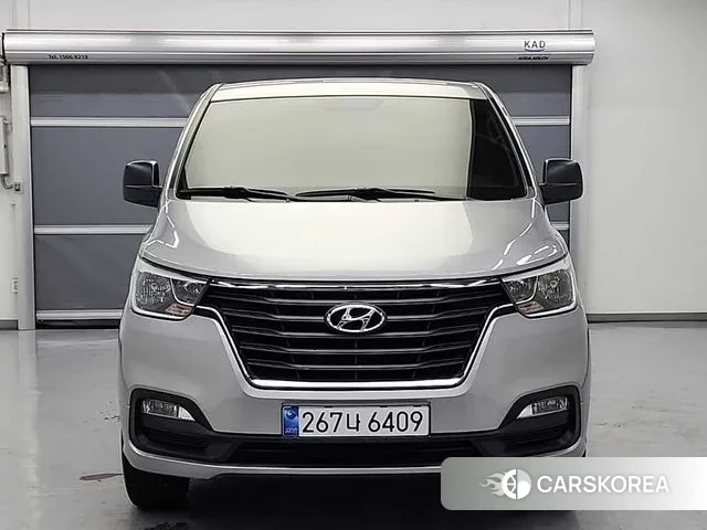 Hyundai The New Grand Starex 2021 Серебряный из Кореи