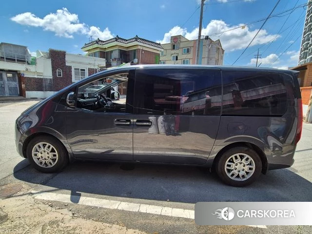 Hyundai Staria 2022 Серый из Кореи
