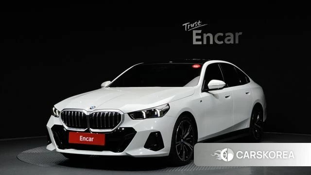 BMW 5 Series (G60) 2024 Белый из Кореи