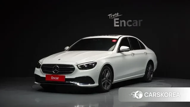 Mercedes-Benz E-Class W213 2021 Белый из Кореи