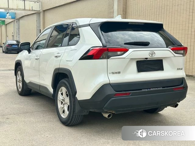 Toyota RAV4 Rongfang 2023 Белый из Китая