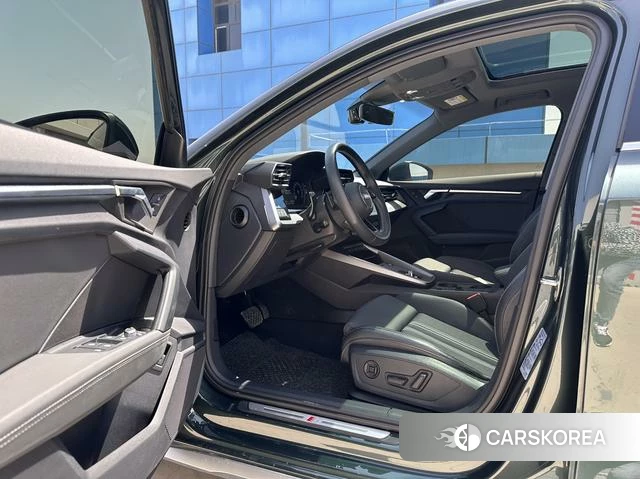 Audi A3 2023 Зеленый из Китая