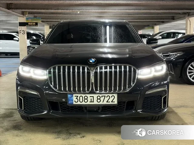 BMW 7 Series (G11) 2021 Черный из Кореи