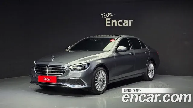 Mercedes-Benz E-Class W213 2022 Серый из Кореи