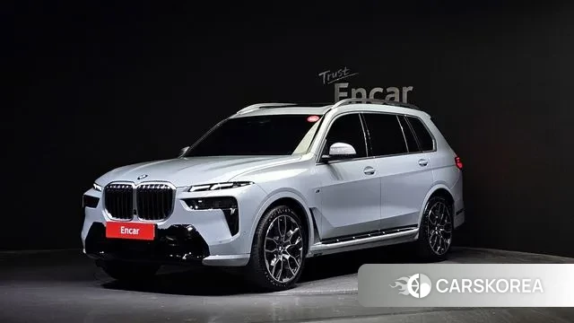BMW X7 (G07) 2023 Серебристо-серый из Кореи