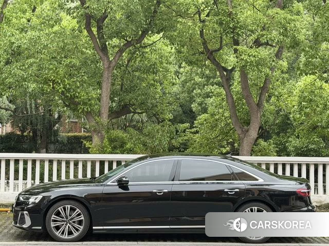 Audi A8 2024 Черный из Китая