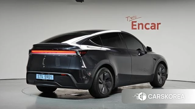 Tesla Model Y 2025 Серый из Кореи