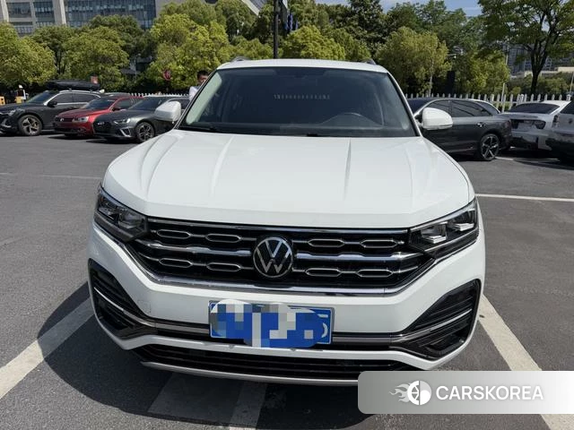 Volkswagen Tanyue 2022 Белый из Китая