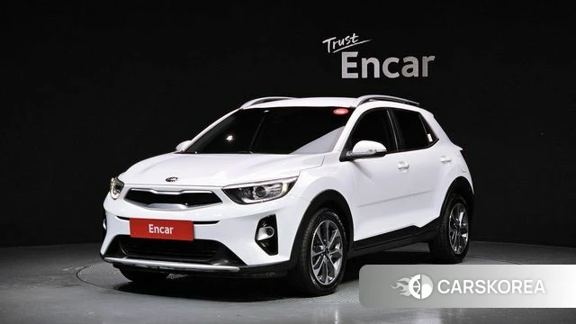 Kia Stonic 2018 Белый из Кореи