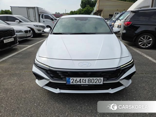 Hyundai The New Avante (CN7) 2023 Белый из Кореи