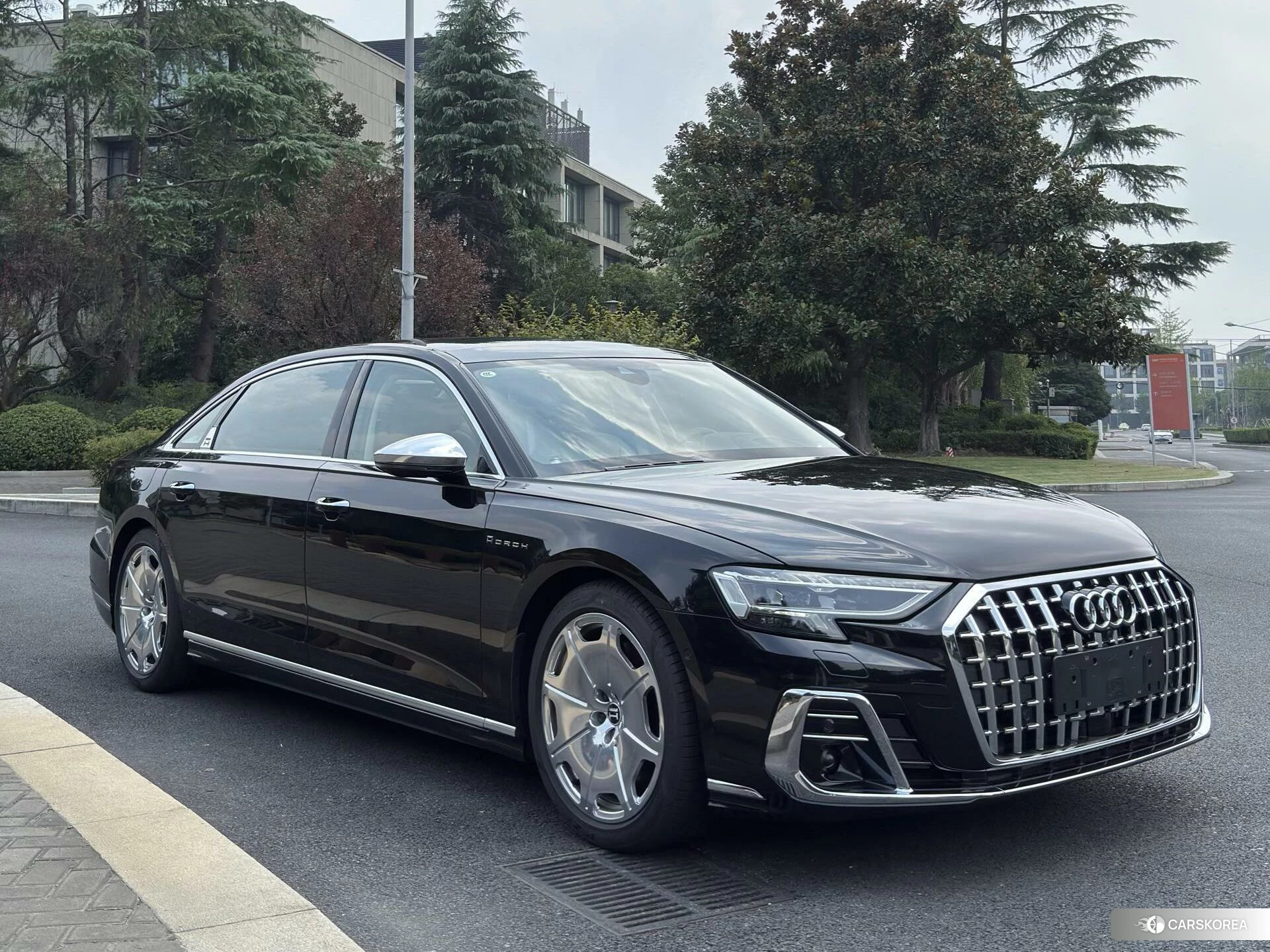 Audi A8 2022 Черный из Китая