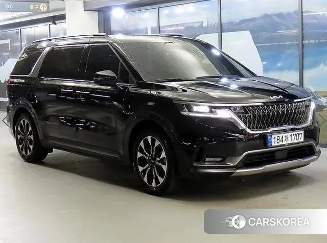 Kia Carnival 4th generation 2023 Черный из Кореи