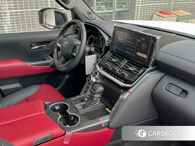 Toyota Land Cruiser (imported) 2025 Белый из Китая
