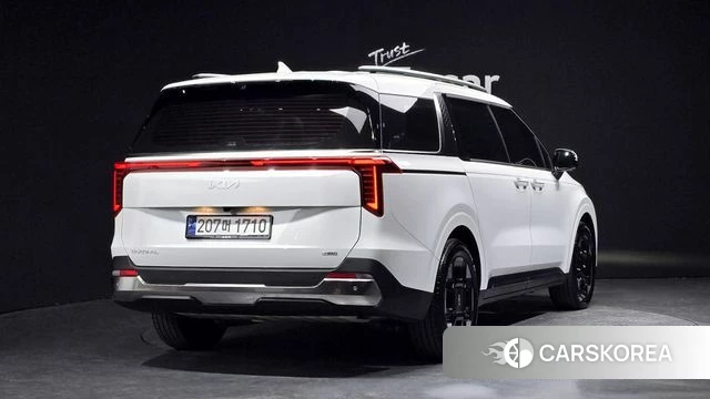 Kia The New Carnival 4th Generation 2024 Белый из Кореи