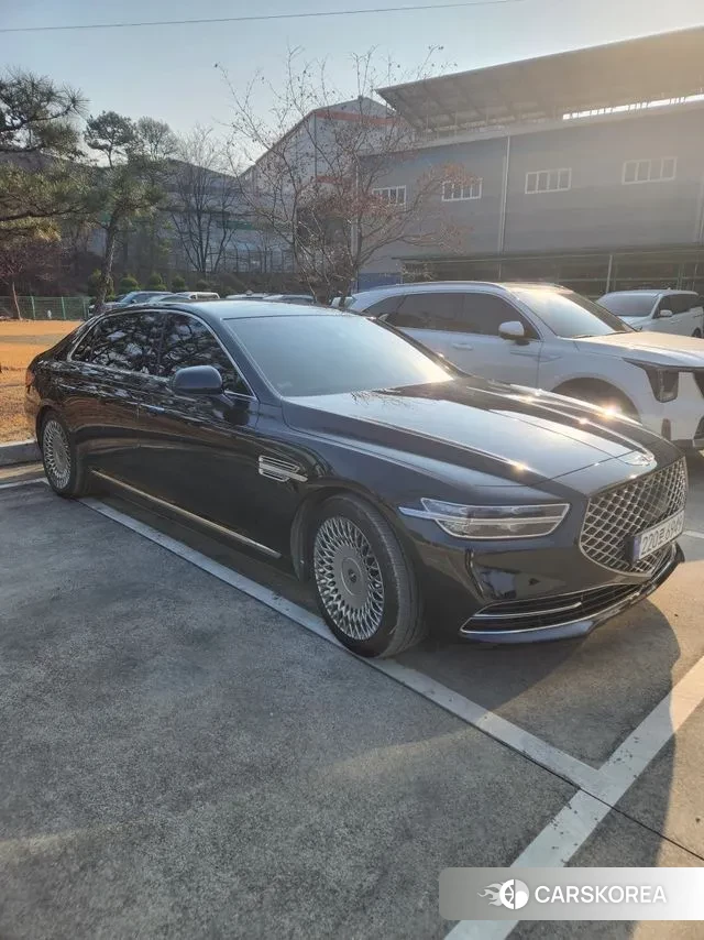 Genesis G90 2019 Черный из Кореи