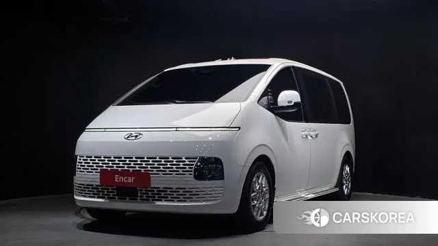 Hyundai Staria 2023 Белый из Кореи