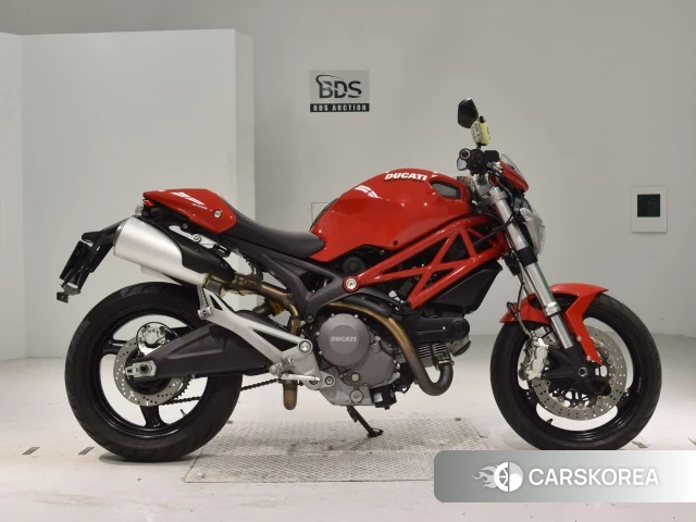 Проданный Ducati MONSTER 696 2013 из Японии