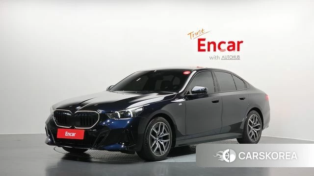 BMW 5 Series (G60) 2025 Черный из Кореи