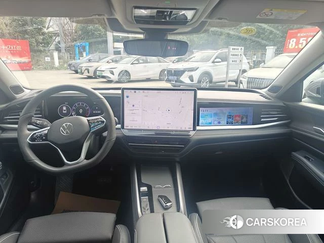 Volkswagen Passat 2024 Темно-серый из Китая