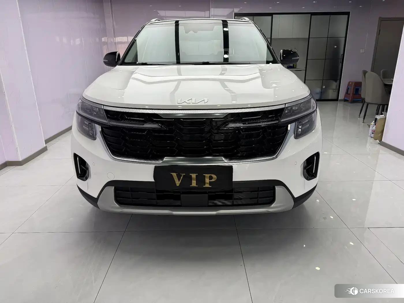 Kia Seltos 2023 Белый из Китая