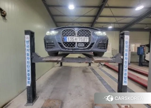 BMW 4 Series (G22) 2022 Синий из Кореи